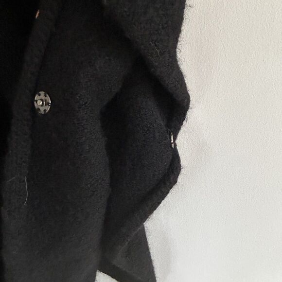 Elk The Label 100% Wool Knit Poncho Sweater Size OS Black Wrap Thick Wrap - Picture 7 of 11